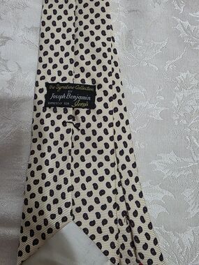 Joseph Benjamin Beige Paisley Dot Silk Tie